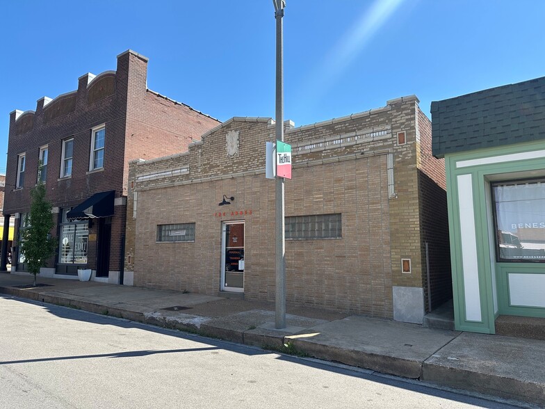 More Photos Of 1904 Marconi Ave, Saint Louis General Retail For Lease