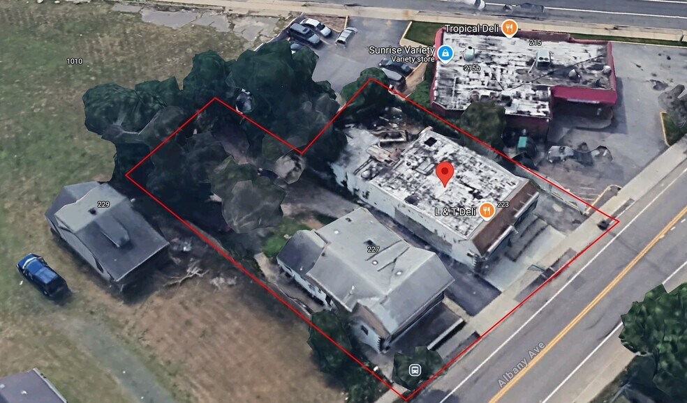 More Photos Of 225 & 227 Albany Ave, Amityville General Retail For Sale