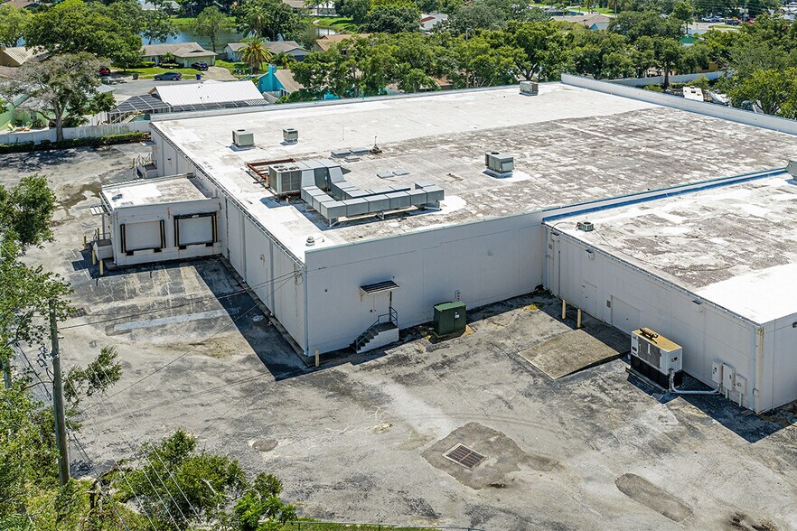 More Photos Of 198 US-19 ALT, Palm Harbor General Retail For Sale