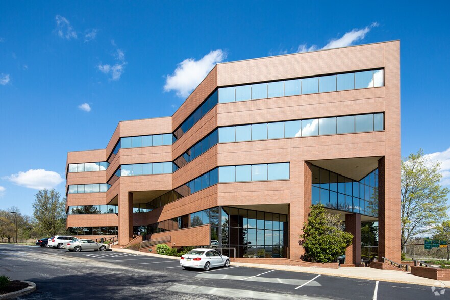 More Photos Of 2250 Hickory Rd, Plymouth Meeting Office For Lease