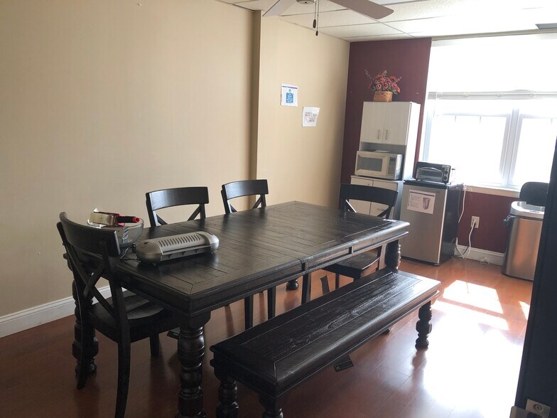 More Photos Of 271 US Highway 46, Fairfield Office For Lease