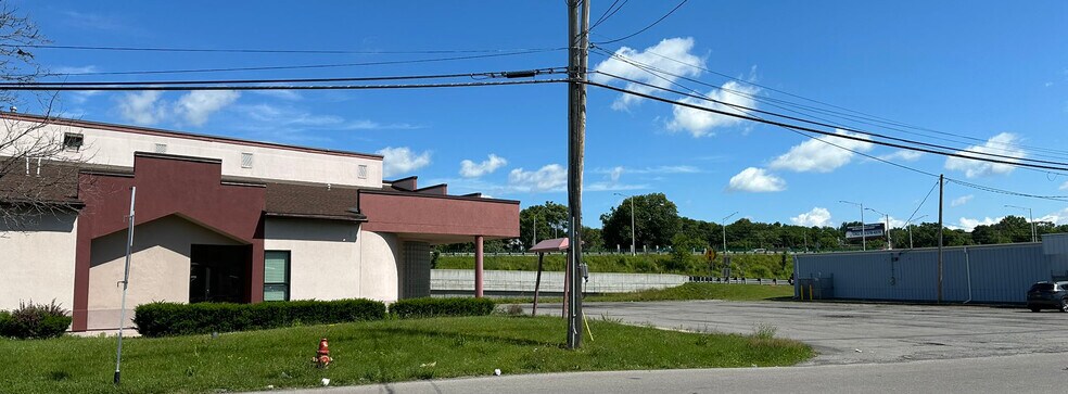 More Photos Of 961 Canal St, Syracuse Medical For Sale