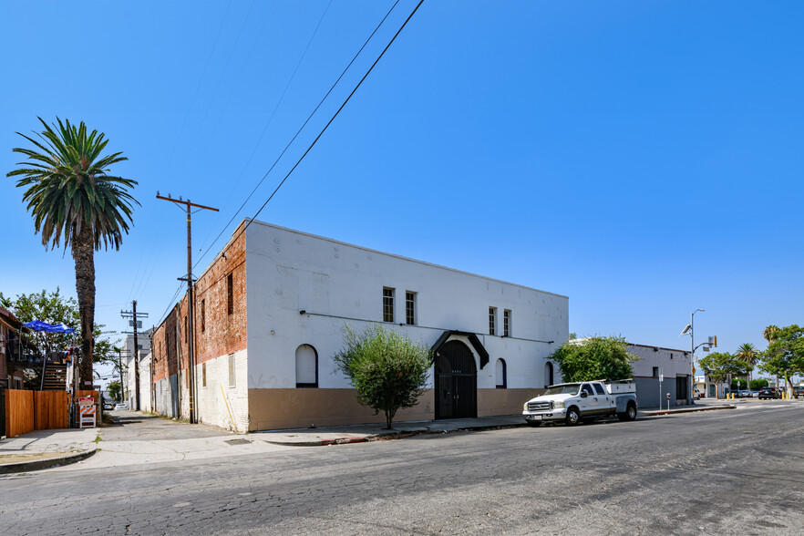 Primary Photo Of 5454 Virginia Ave, Los Angeles Showroom For Sale