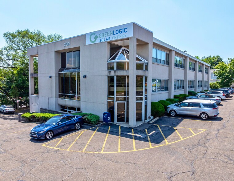 Primary Photo Of , Roslyn Heights Office For Sale