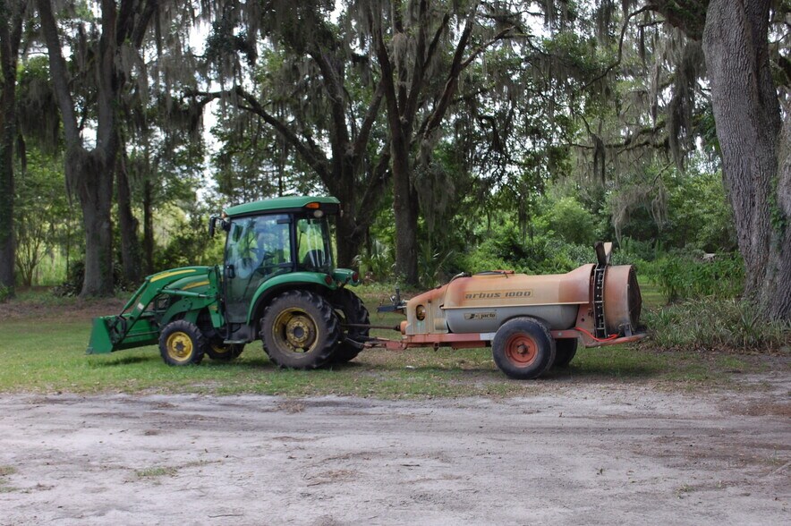 More Photos Of 18811 SE 243rd St, Hawthorne Specialty For Sale