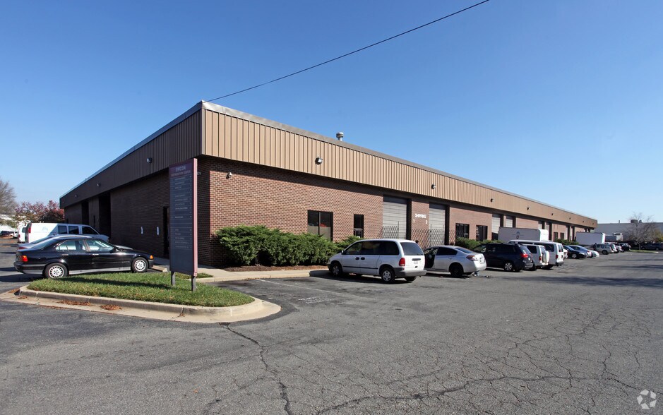 More Photos Of 10121-10165 Bacon Dr, Beltsville Warehouse For Lease