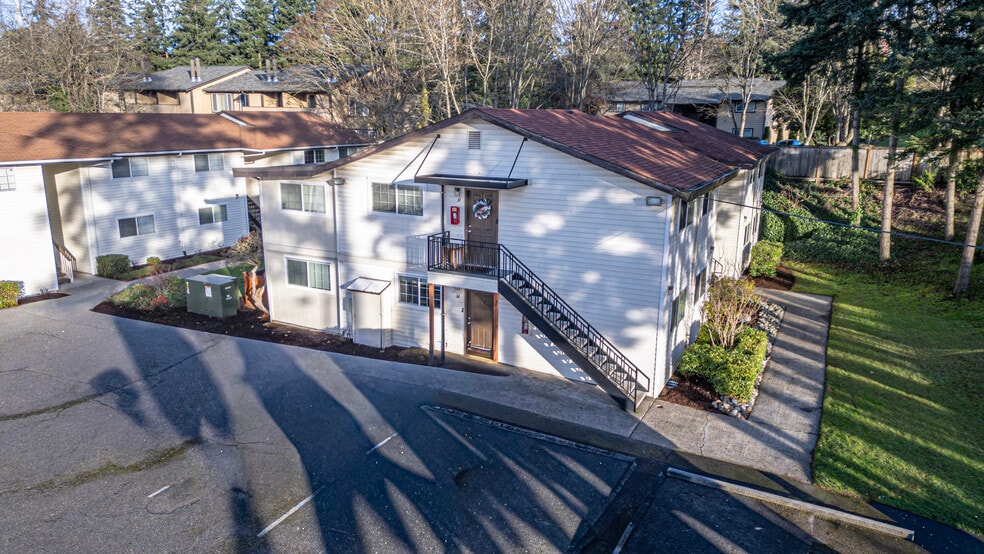 More Photos Of 2301 S 74th St, Tacoma Multifamily For Sale