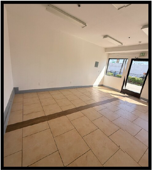 More Photos Of 1750-1754 E Florence Ave, Los Angeles Storefront For Lease