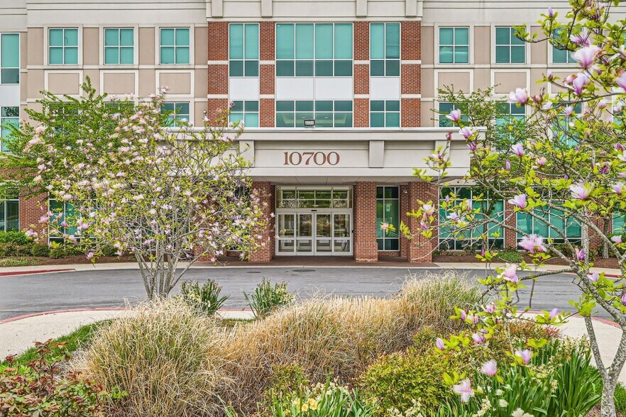 More Photos Of 10700 Charter Dr, Columbia Medical For Lease