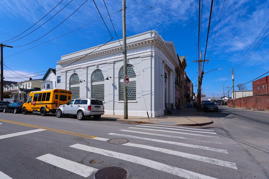 More Photos Of 2940 Richmond Ter, Staten Island Loft Creative Space For Sale