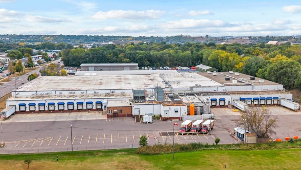 Primary Photo Of 2300 E Rice St, Sioux Falls Refrigeration Cold Storage For Lease