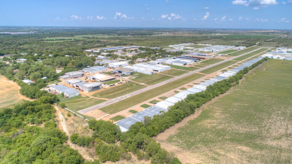 More Photos Of 11578 Airway Blvd, Roanoke Warehouse For Sale