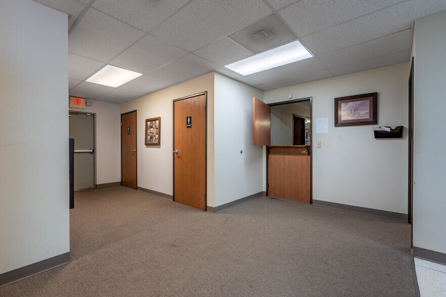 More Photos Of 11328 W Buckeye Rd, Avondale Warehouse For Lease