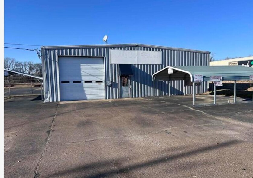 More Photos Of 2202 Nailling Dr, Union City Flex For Sale