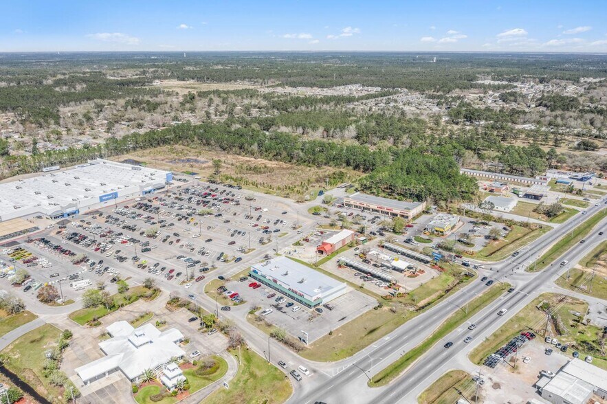 Primary Photo Of 3907-3921 Bienville Blvd, Ocean Springs Unknown For Lease