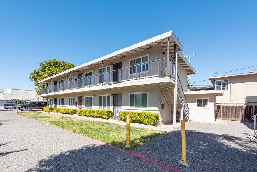 More Photos Of 1749 Hester Ave, San Jose Apartments For Sale