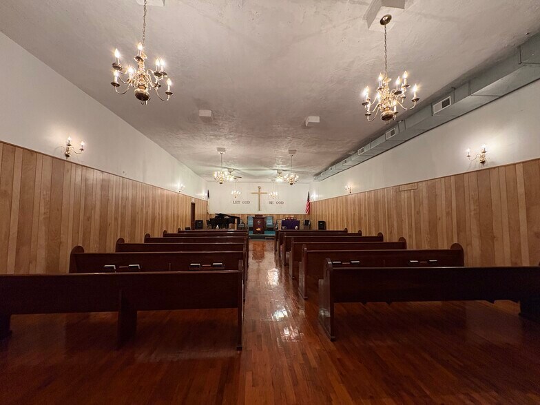 More Photos Of 230 Jackson St, Hope Religious Facility For Sale