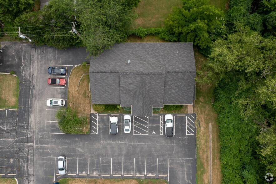 More Photos Of 11406 Gravois Rd, Saint Louis Office For Lease