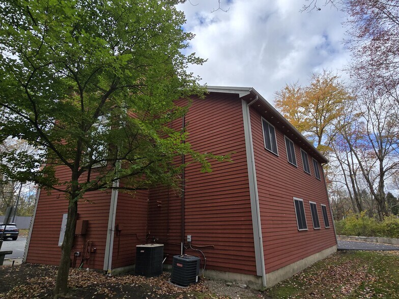 More Photos Of 237 US-206, Sandyston Medical For Sale