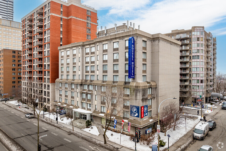 Primary Photo Of 1740 Boul René-Lévesque O, Montréal Hotel For Lease