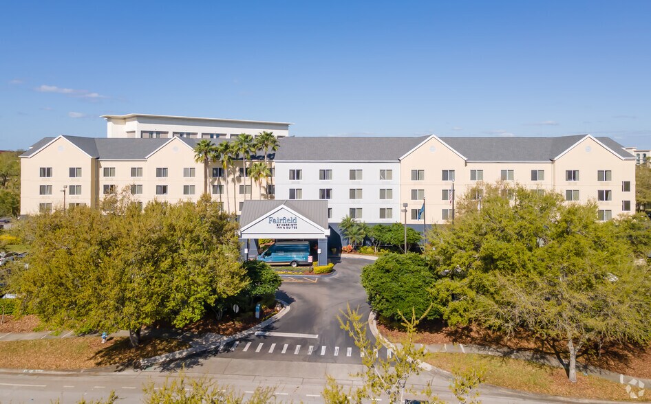 More Photos Of 7100 Augusta National Dr, Orlando Hotel For Sale