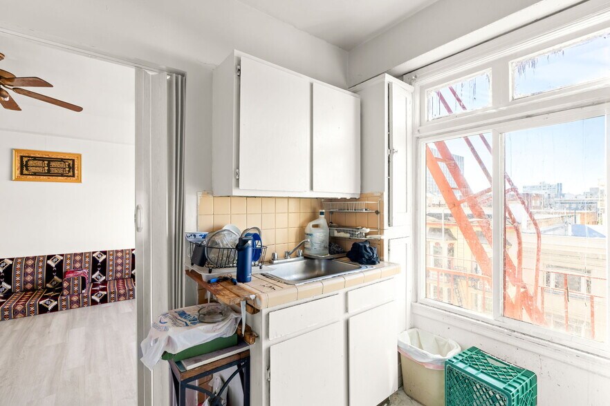 More Photos Of 334 Leavenworth St, San Francisco Apartments For Sale