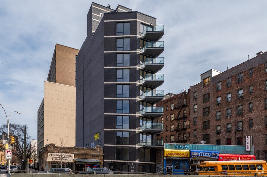 More Photos Of 33 Bedford Park Blvd, Bronx Apartments For Lease