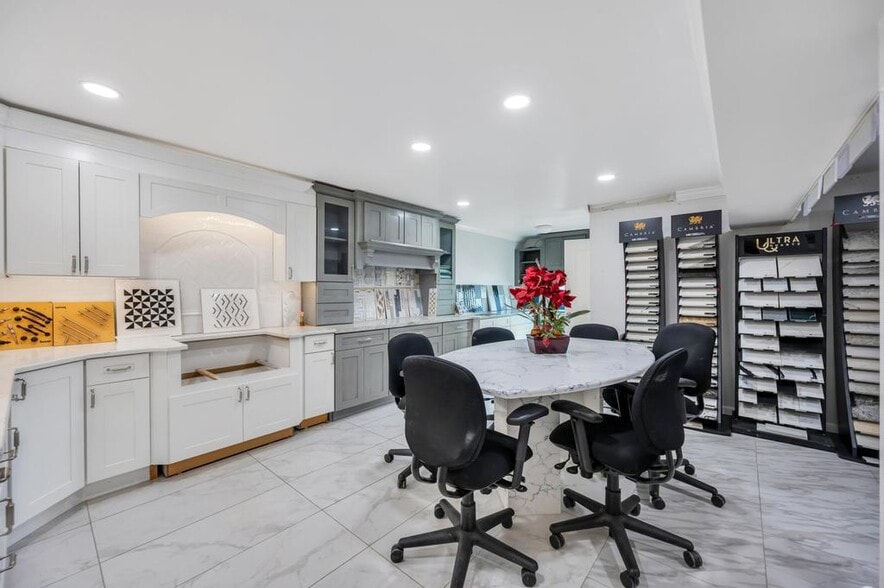 More Photos Of 1189 Montauk Hwy, Mastic Warehouse For Sale