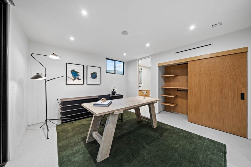 More Photos Of 7372 Fay Ave, La Jolla Multifamily For Sale