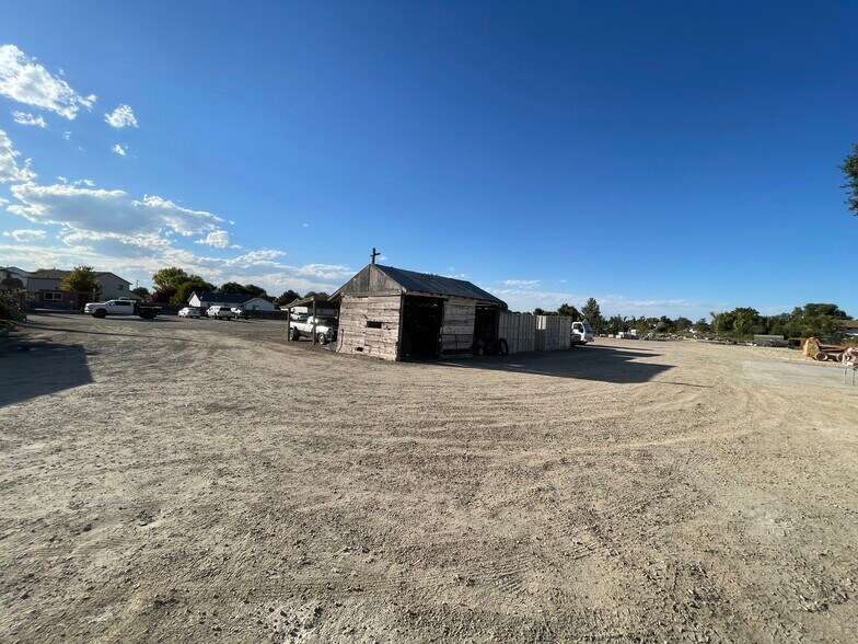 More Photos Of 11470 Karcher Rd, Nampa Office For Lease