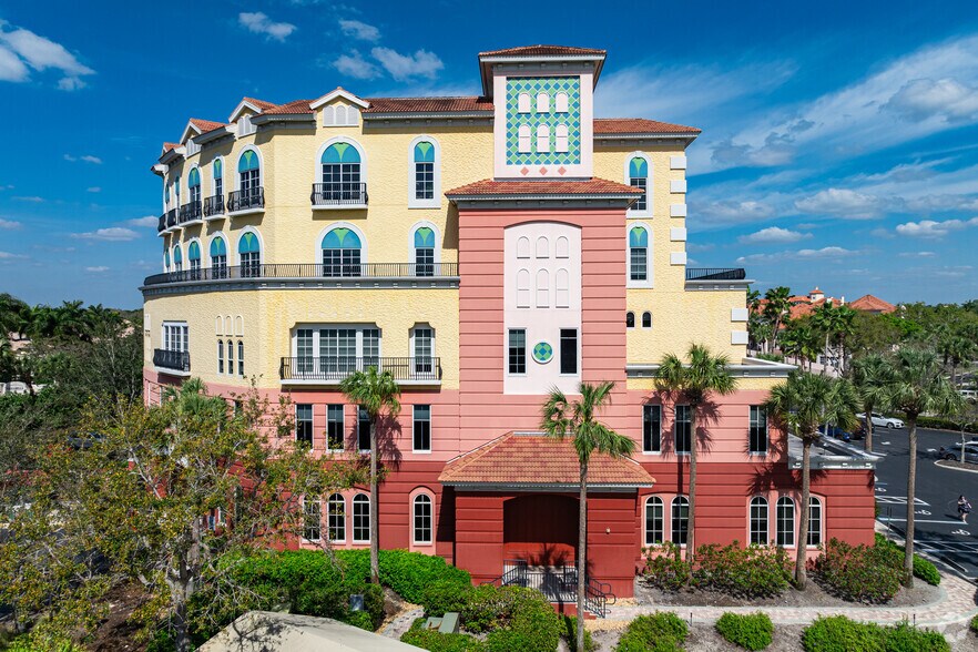 More Photos Of 9045 Strada Stell Ct, Naples Office For Lease