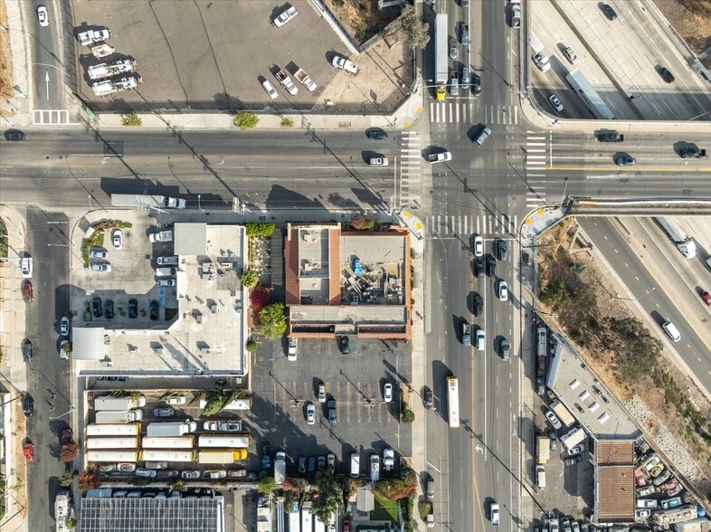 More Photos Of 8950 Laurel Canyon Blvd, Sun Valley Restaurant For Sale