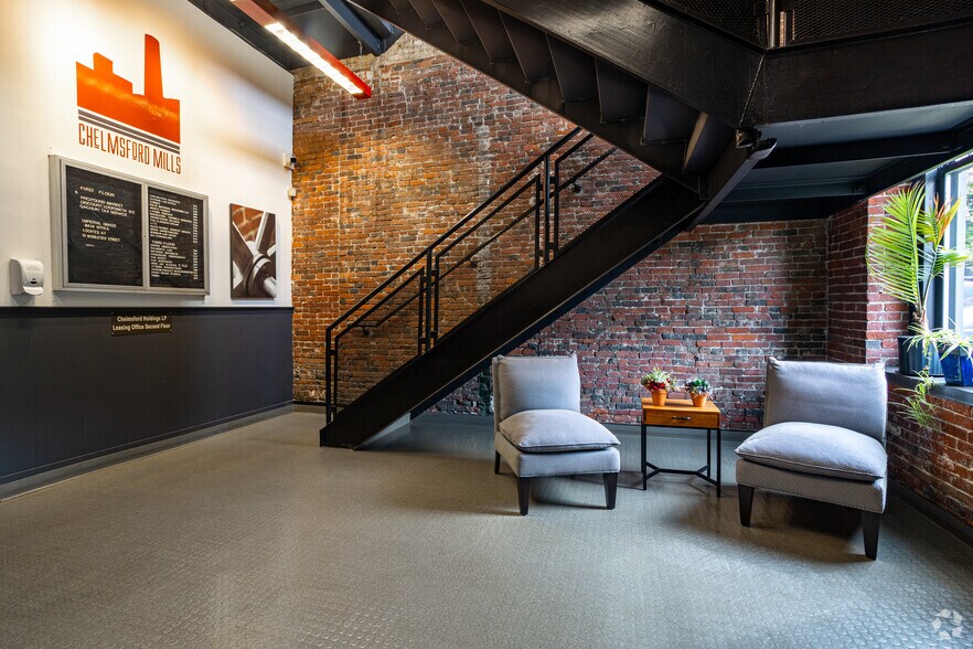 More Photos Of 51-55 Middlesex St, Chelmsford Light Manufacturing For Lease