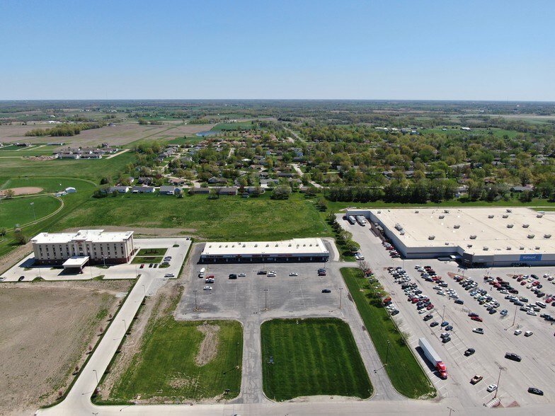 More Photos Of 2404 N Baltimore St, Kirksville Land For Lease