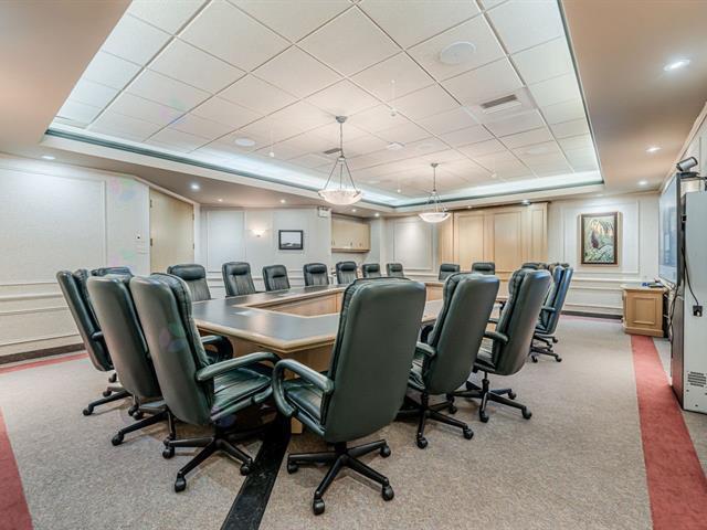 More Photos Of 212 Rue Hériot, Drummondville Office For Sale