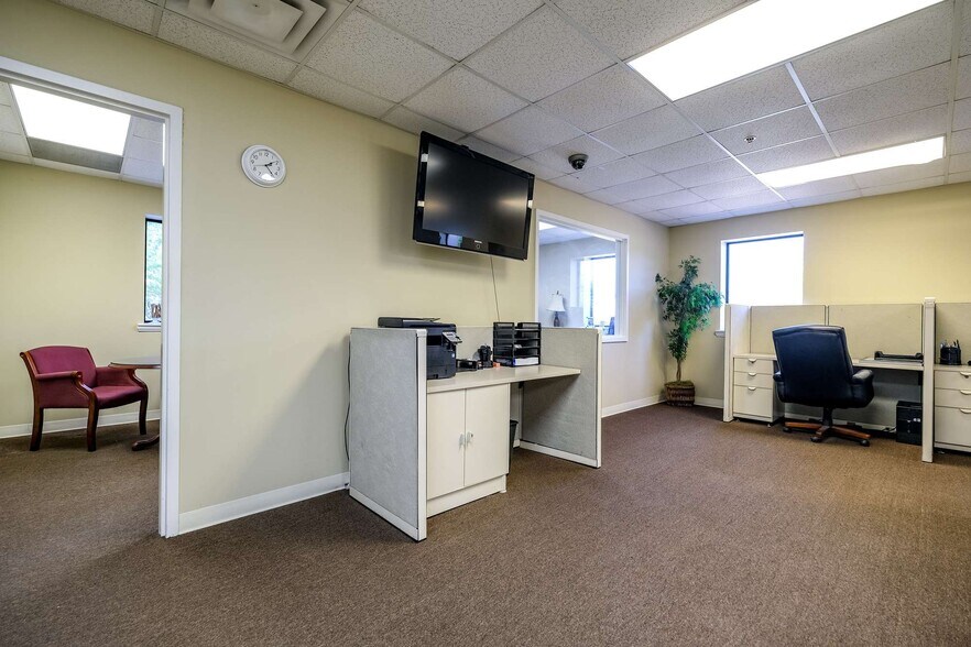 More Photos Of 1536 Dougherty Ave, Albany Industrial For Sale