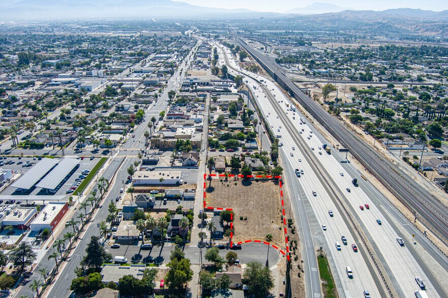 More Photos Of 100 2nd St, Colton Land For Sale