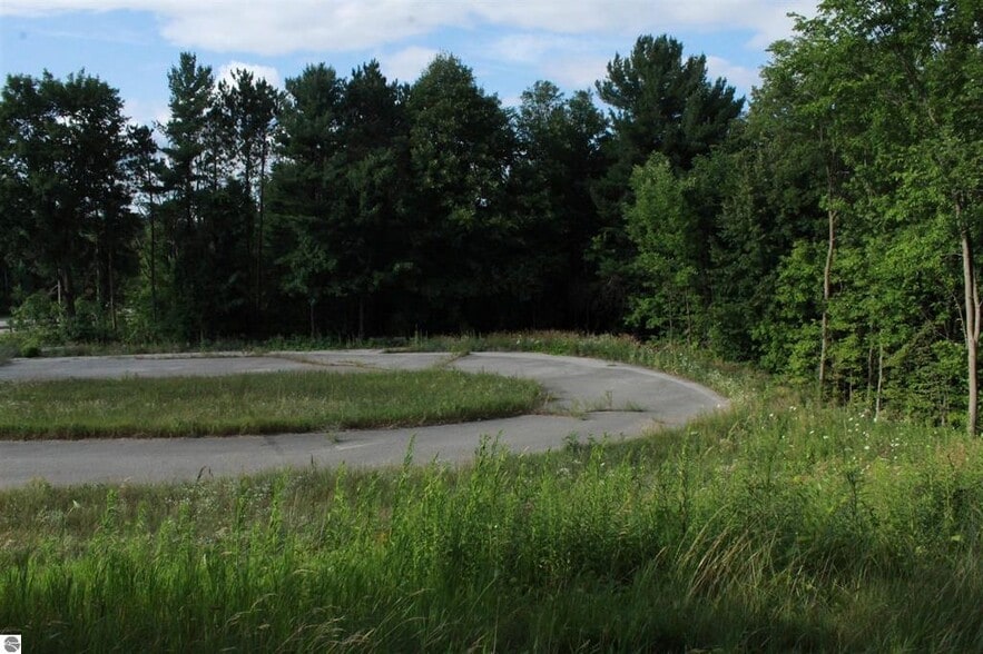 Primary Photo Of 1202 US 31 S, Traverse City Land For Sale