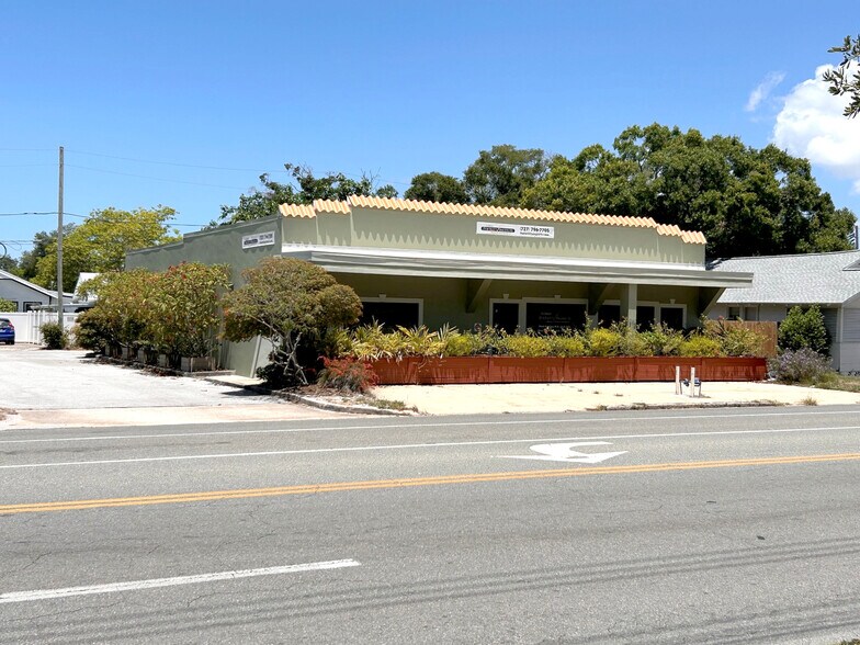 Primary Photo Of 712 16th St N, Saint Petersburg Medical For Lease