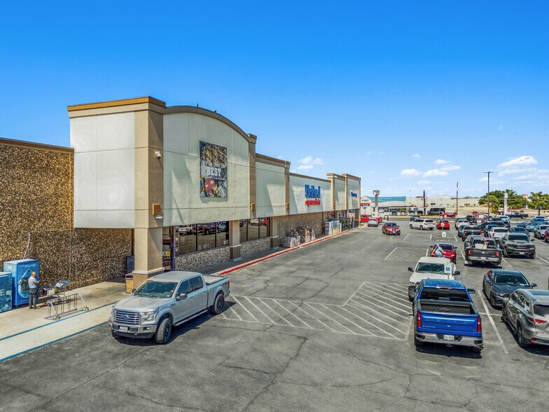 More Photos Of 2751 W County Rd, Odessa Supermarket For Sale