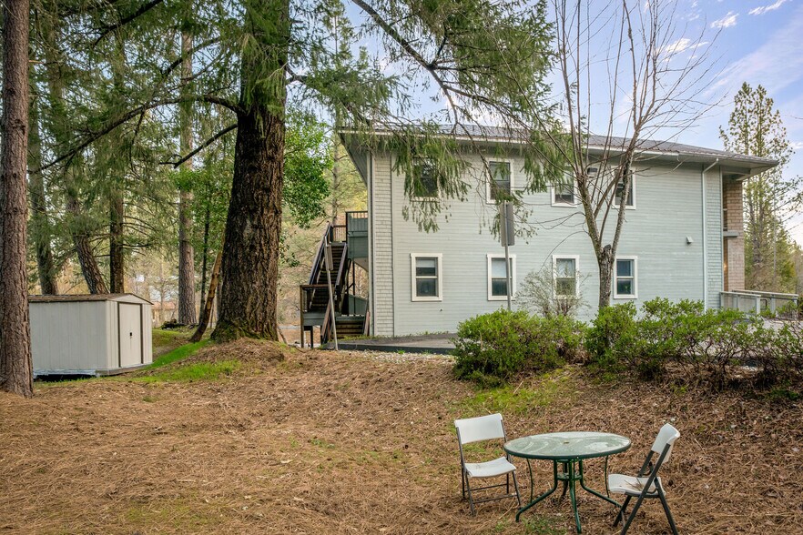 More Photos Of 117 New Mohawk Rd, Nevada City Office For Sale