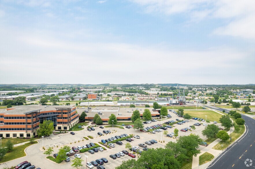 More Photos Of 1850 Deming Way, Middleton Research And Development For Lease