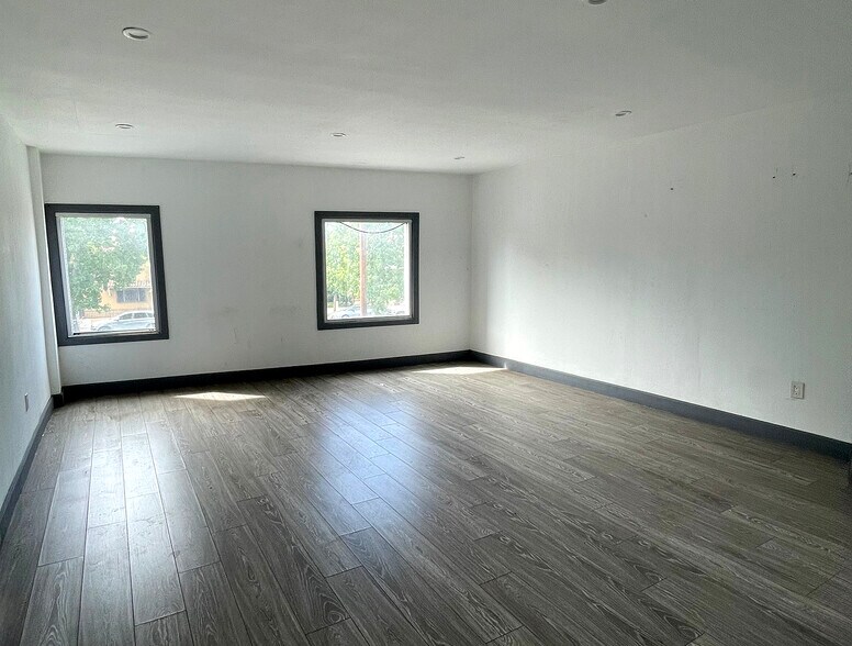 More Photos Of 2519-2521 Randolph St, Huntington Park Manufacturing For Sale