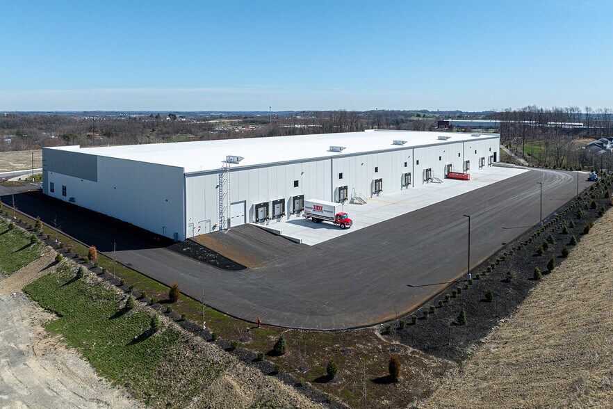 More Photos Of 1300 International Drive, Oakdale Industrial For Sale