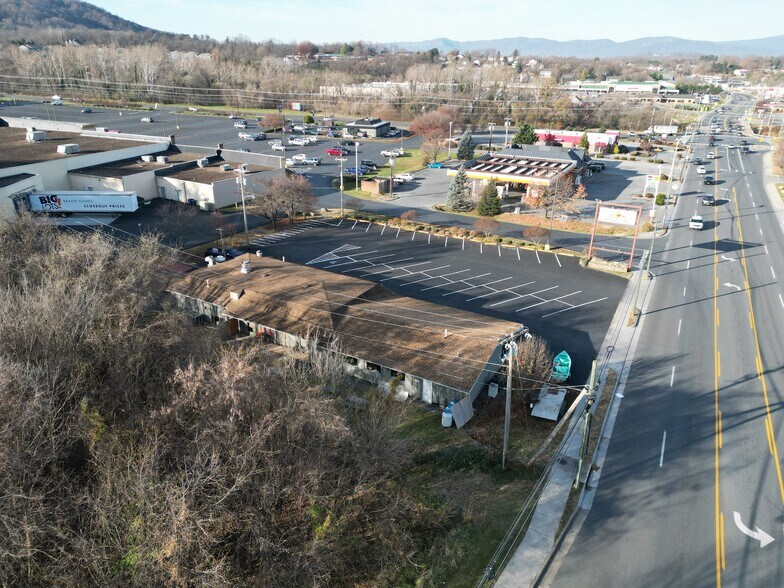 More Photos Of 865 John Marshall Hwy, Front Royal Restaurant For Sale