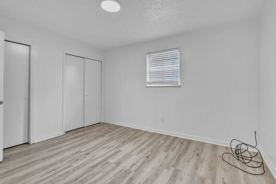 More Photos Of 4700 Upchurch Rd, Knoxville Apartments For Sale