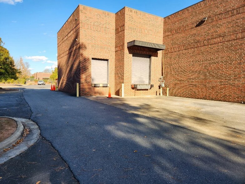 More Photos Of 750 Imperial Ct, Charlotte Distribution For Sale