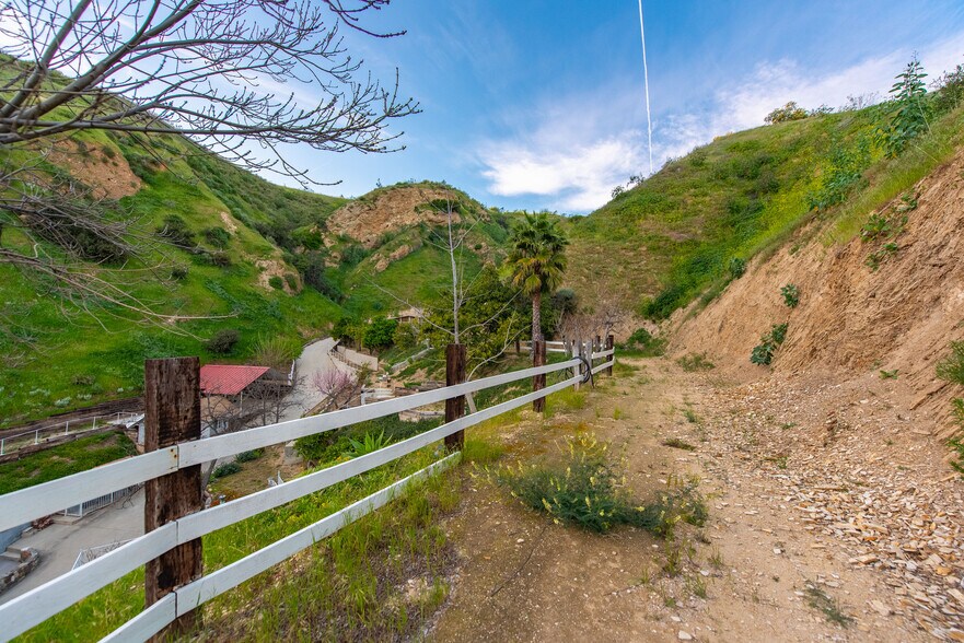 More Photos Of 12141 Wildwood Trl, Kagel Canyon Specialty For Sale