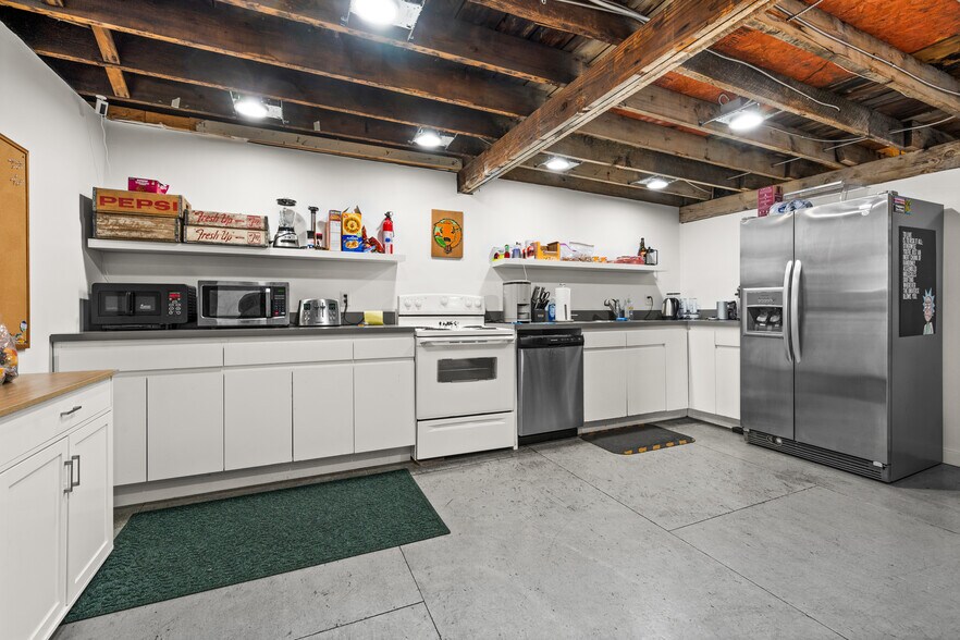More Photos Of 630 S Stringfellow Ct, Salt Lake City Loft Creative Space For Lease