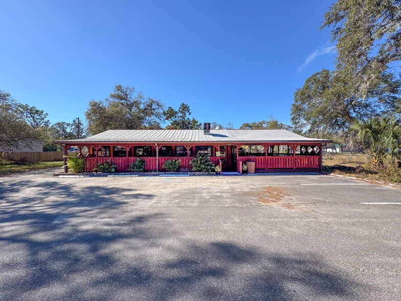 More Photos Of 15525 Shady Hills Rd, Spring Hill Restaurant For Sale